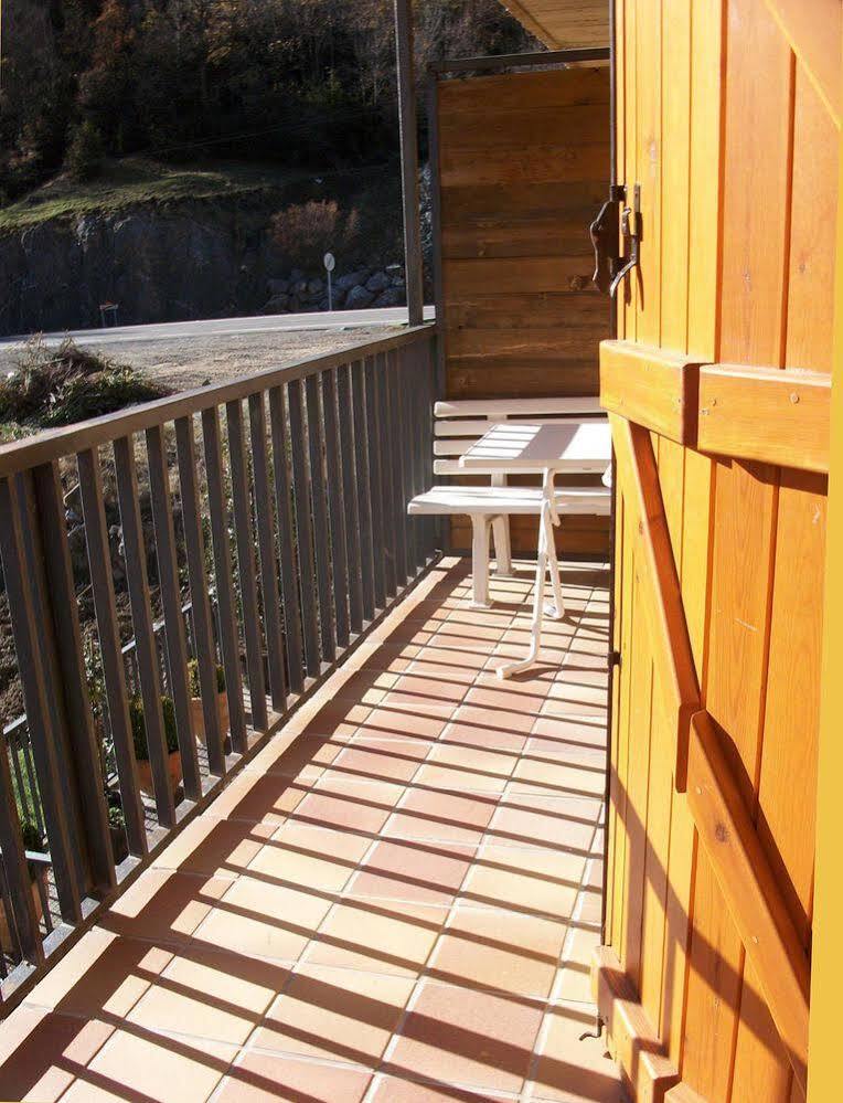 Apartamentos 3000 Escarrilla Exterior photo